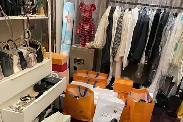 七台河勃利回收一线品牌衣服